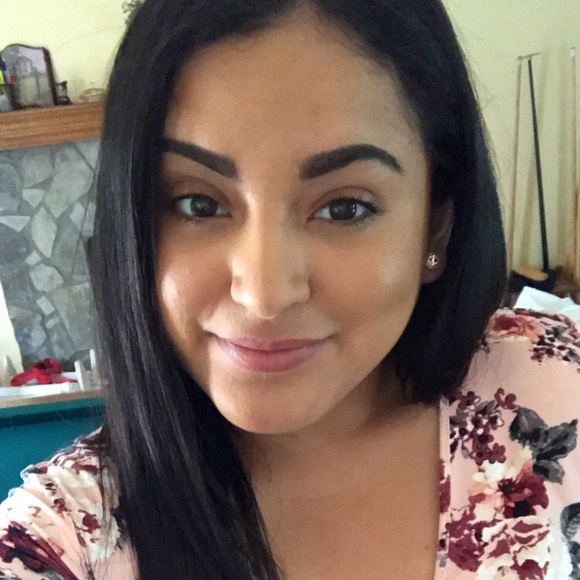 Meet your Posher, Josselin - Picture 1 of 1